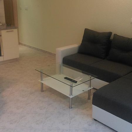 Mikuljan Apartments Стобрек Экстерьер фото