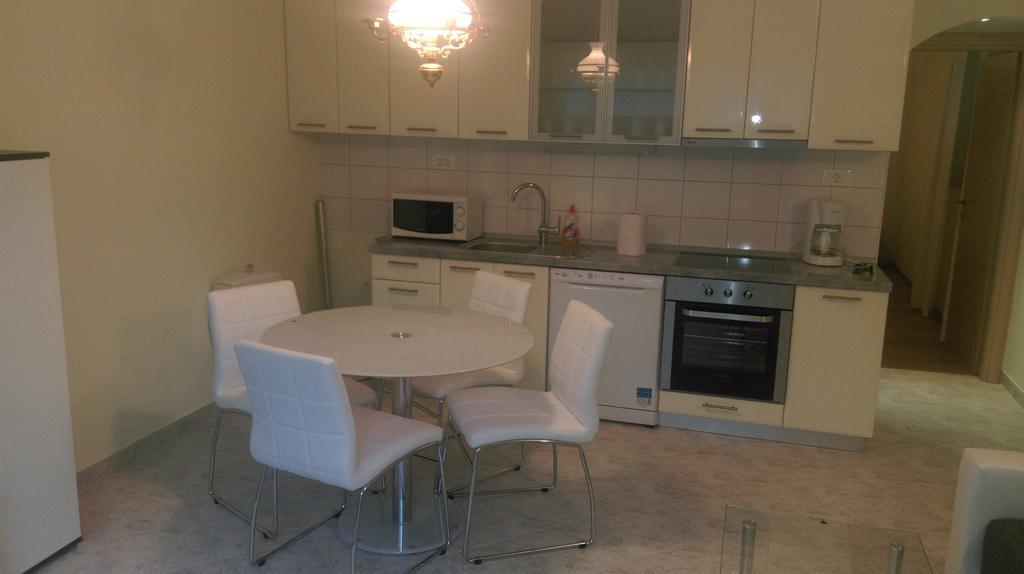 Mikuljan Apartments Стобрек Экстерьер фото